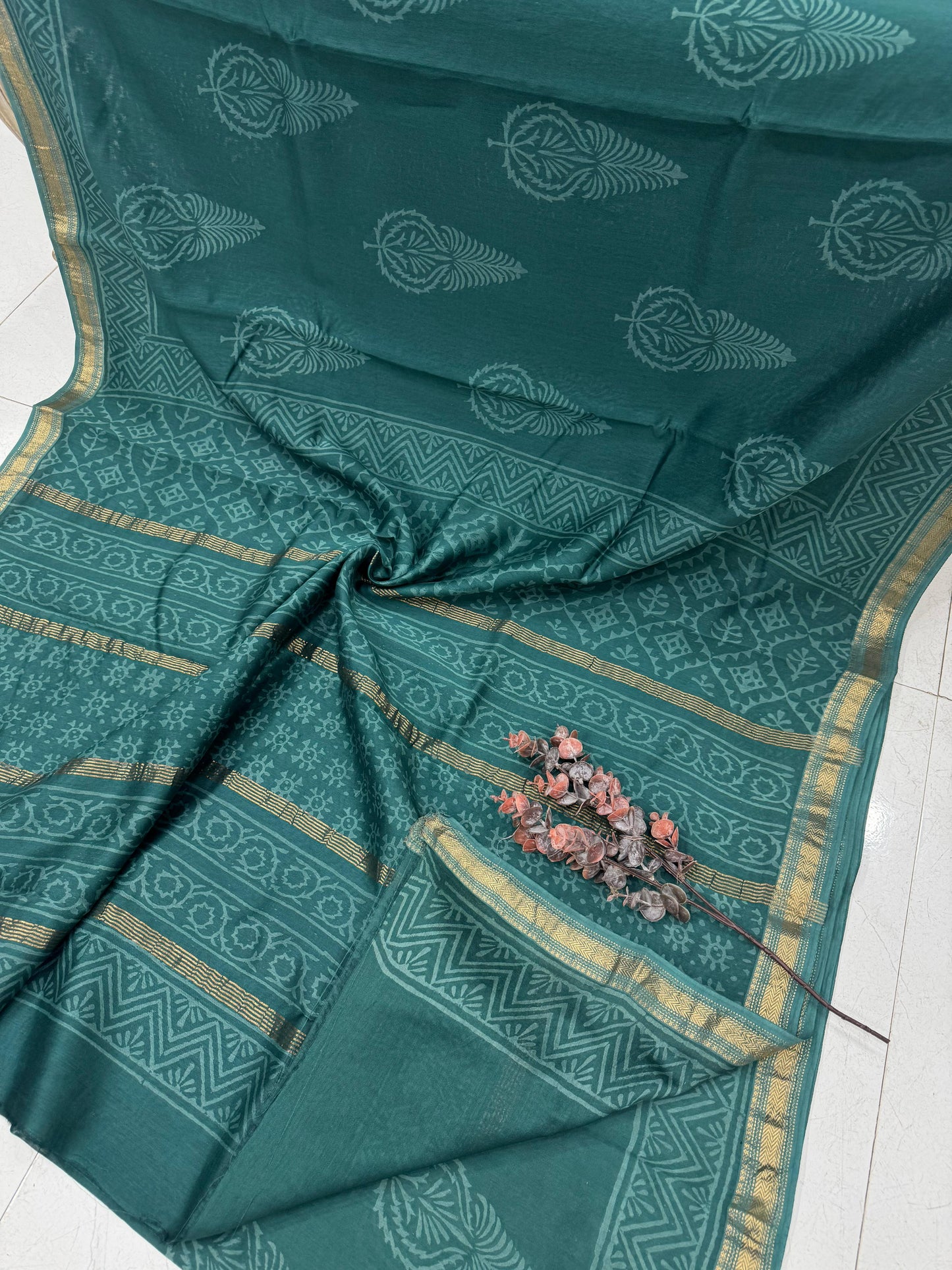 Handloom Maheshwari Silk Saree