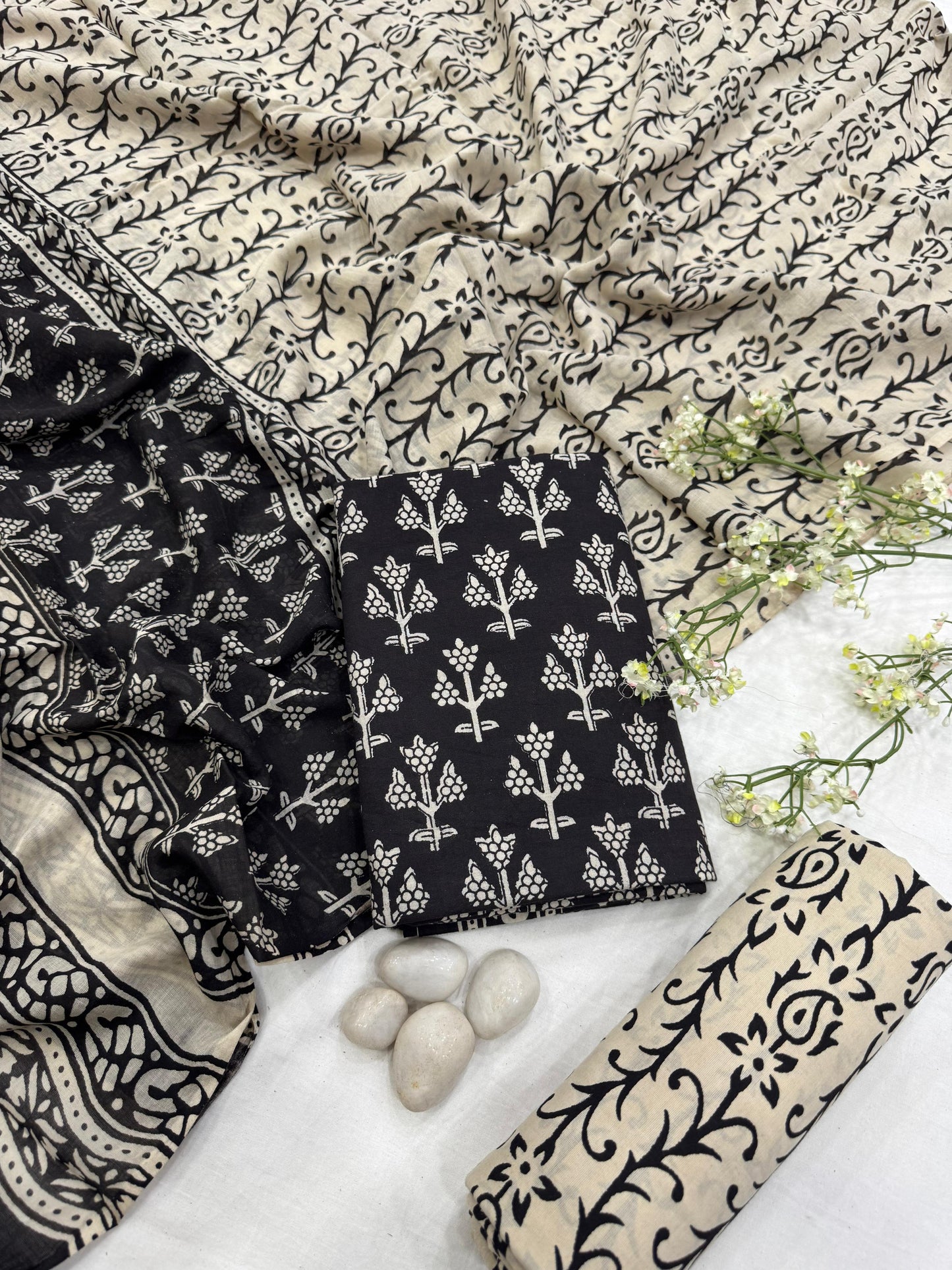 Cotton Suit Mulmul Dupatta